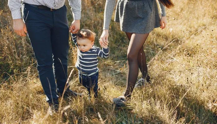 Retrait de l’autorité parentale : procédure et effets 